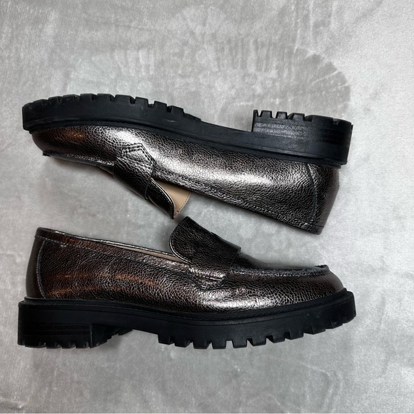 Banana Republic Vee St Metallic Loafers Sz 9 - Picture 7 of 10